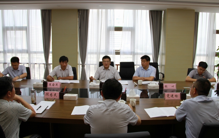 2016-8-16王市長(zhǎng)來(lái)城投集團(tuán)調(diào)研 020.jpg